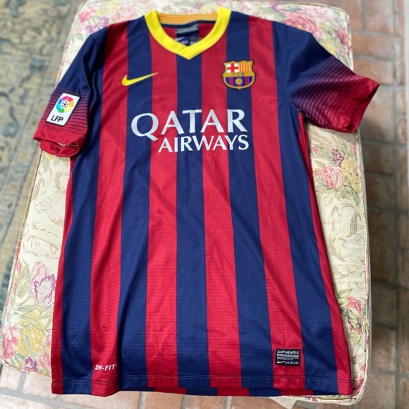 puyol barcelona jersey